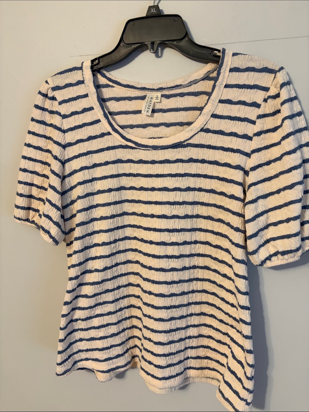 Hayden White & accent blue Striped Short Sleeve Tee. Small.